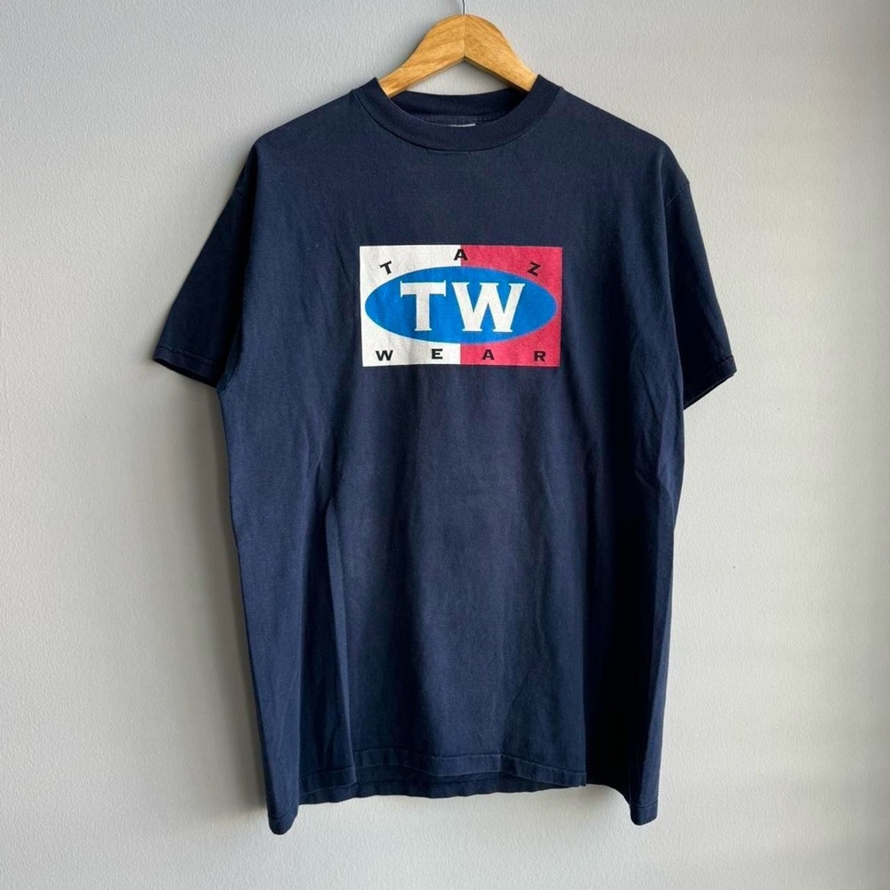 Vintage Tommy Hilfiger Taz Tshirt